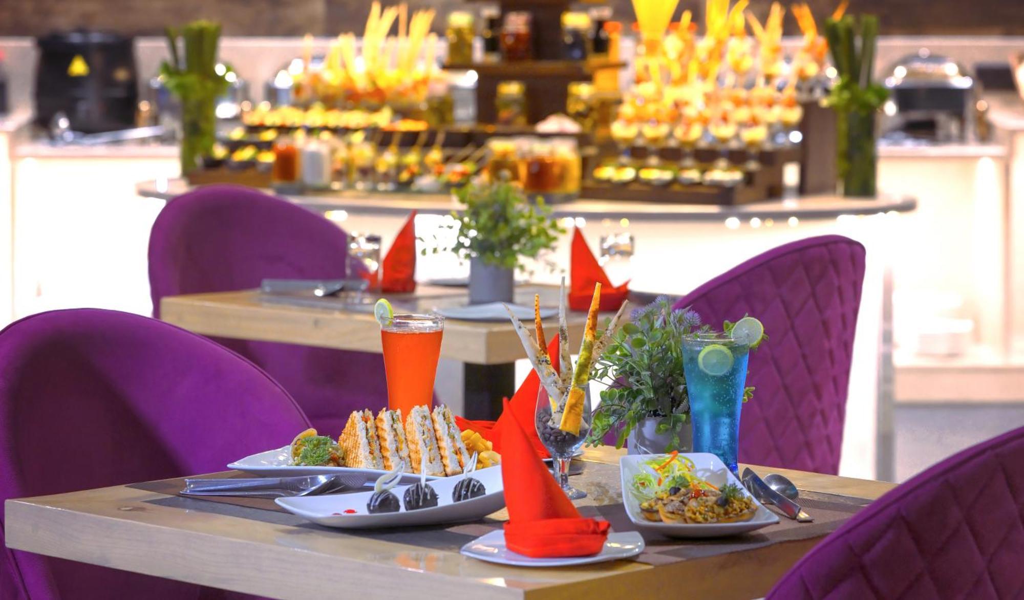 Royale Sarovar Portico Agra Agra  Exterior foto